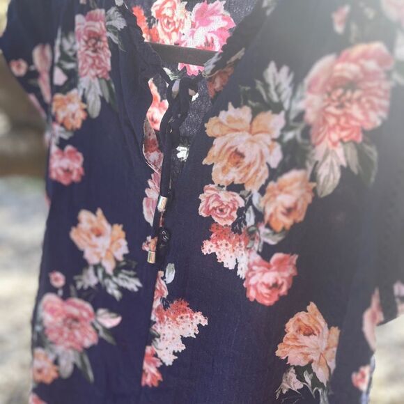 BUFFALO DAVID BRITTON Floral Peasant Top - Picture 7 of 7